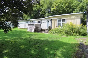 7-17-25 Railroad St, Cheshire, MA 01225 - Photo 2