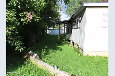 7-17-25 Railroad St, Cheshire, MA 01225 - Photo 20