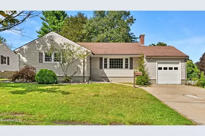 48 Donna Ave, Pittsfield, MA 01201 - Photo 2