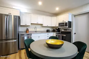 44 Main St, Stockbridge, MA 01262 - Photo 6