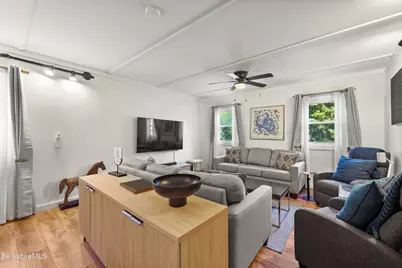 395 Fairview St, Lee, MA 01238 - Photo 20