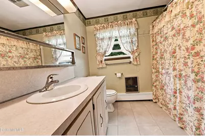 188 Devonshire Dr, Cheshire, MA 01225 - Photo 20
