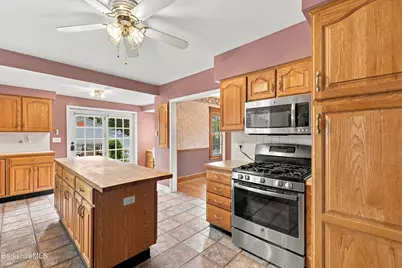 232 Dalton Ave, Pittsfield, MA 01201 - Photo 18