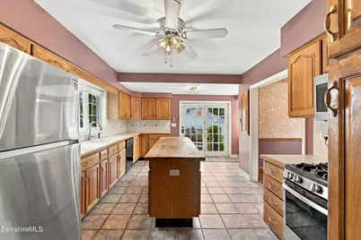 232 Dalton Ave, Pittsfield, MA 01201 - Photo 20