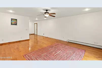 332 Hancock Rd, Pittsfield, MA 01201 - Photo 16
