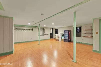 203 Bartlett Ave, Pittsfield, MA 01201 - Photo 50