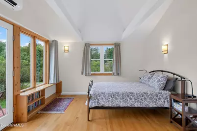 31 Division St, Great Barrington, MA 01230 - Photo 12