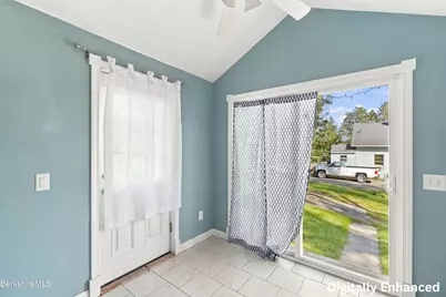 73 Tanner St, Pittsfield, MA 01201 - Photo 14