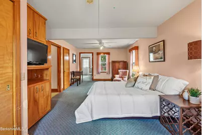 11 Allessio St, Pittsfield, MA 01201 - Photo 22