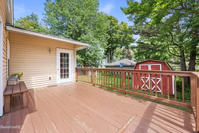 11 Allessio St, Pittsfield, MA 01201 - Photo 34