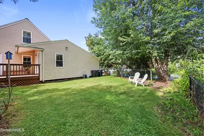 11 Allessio St, Pittsfield, MA 01201 - Photo 40