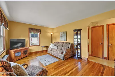 11 Allessio St, Pittsfield, MA 01201 - Photo 6