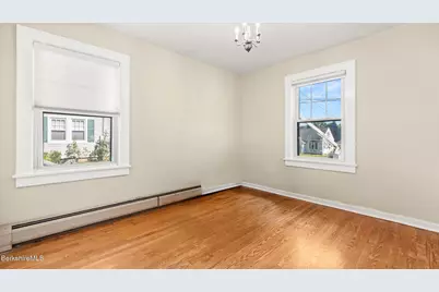 45 Kensington Ave, Pittsfield, MA 01201 - Photo 10