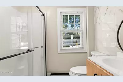 45 Kensington Ave, Pittsfield, MA 01201 - Photo 12