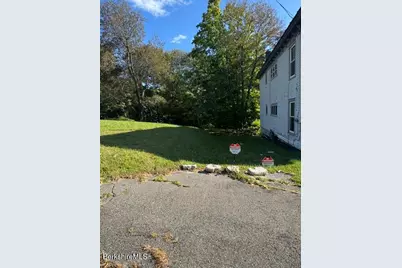 60 E Quincy St, North Adams, MA 01247 - Photo 6