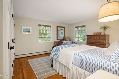 99 Buxton Hill Rd, Williamstown, MA 01267 - Photo 16