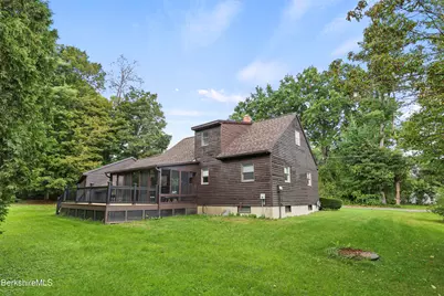 11 Opeechee St, Lanesborough, MA 01237 - Photo 8
