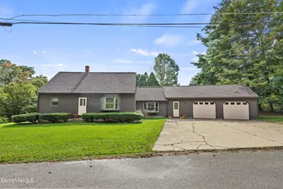 11 Opeechee St, Lanesborough, MA 01237 - Photo 2