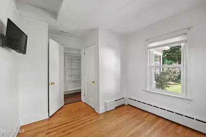 582 W Housatonic St, Pittsfield, MA 01201 - Photo 24