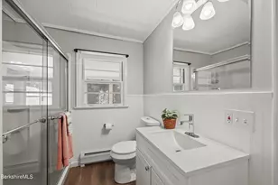 582 W Housatonic St, Pittsfield, MA 01201 - Photo 26