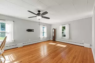 582 W Housatonic St, Pittsfield, MA 01201 - Photo 8