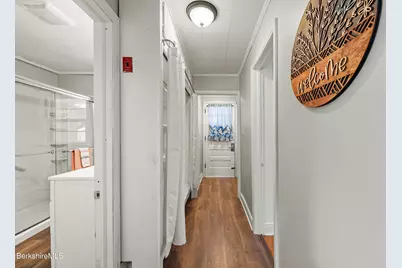 582 W Housatonic St, Pittsfield, MA 01201 - Photo 22