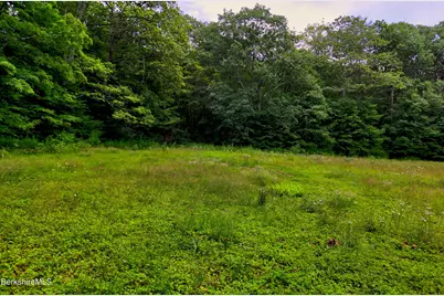 66 Scott Rd, Lanesborough, MA 01237 - Photo 8
