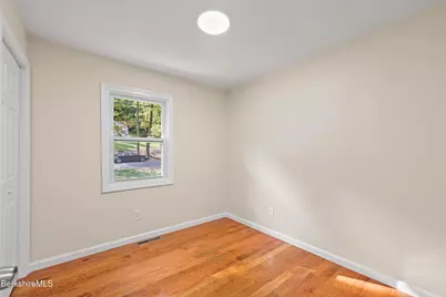 306 Partridge Rd, Pittsfield, MA 01201 - Photo 32