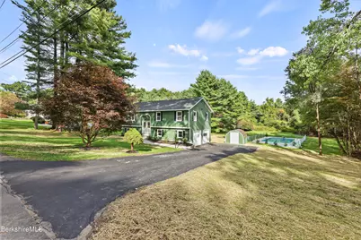 306 Partridge Rd, Pittsfield, MA 01201 - Photo 8