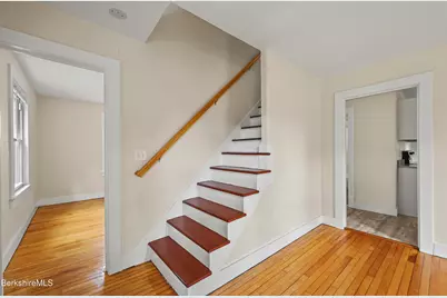 82 Acorn St, Pittsfield, MA 01201 - Photo 16
