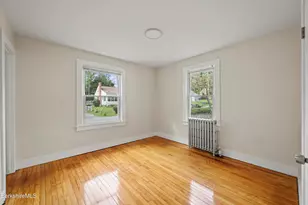 82 Acorn St, Pittsfield, MA 01201 - Photo 6