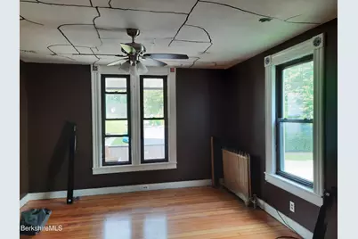 48 Melrose St #A, Adams, MA 01220 - Photo 6