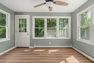 84 Lillian St, Pittsfield, MA 01201 - Photo 10