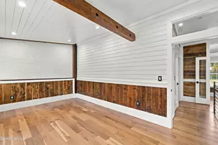 162 Columbia St, Adams, MA 01220 - Photo 22