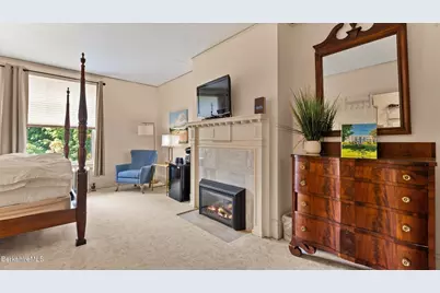 51 Walker St, Lenox, MA 01240 - Photo 46