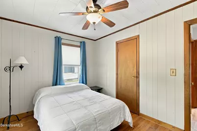 20 Delaware Ave, Pittsfield, MA 01201 - Photo 22