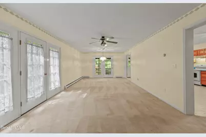 18 Butternut Dr, Great Barrington, MA 01230 - Photo 8