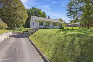 90 Orchard St, Adams, MA 01220 - Photo 26
