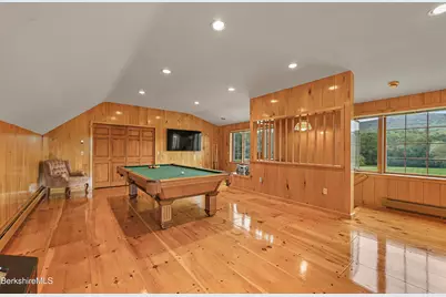 19 Lynne Ct, Lanesborough, MA 01237 - Photo 34