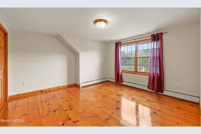 19 Lynne Ct, Lanesborough, MA 01237 - Photo 30