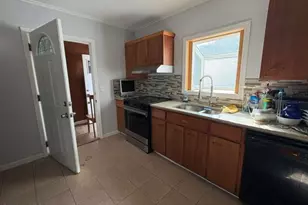 100 Church St, Cheshire, MA 01225 - Photo 1