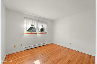 341 Cheshire Rd, Pittsfield, MA 01201 - Photo 24