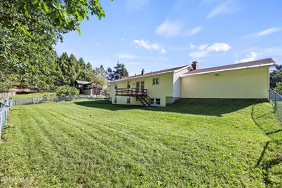 341 Cheshire Rd, Pittsfield, MA 01201 - Photo 34