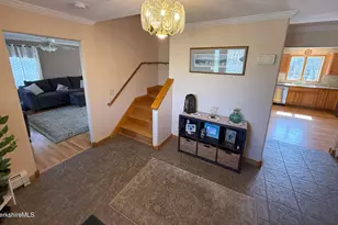 4 Filomena Dr, Pittsfield, MA 01201 - Photo 2
