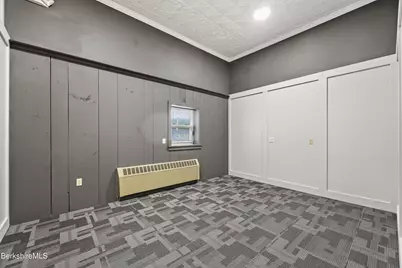 9 Grove St, Adams, MA 01220 - Photo 30