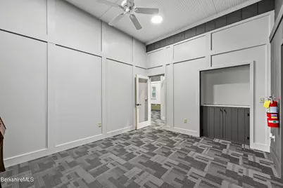 9 Grove St, Adams, MA 01220 - Photo 20