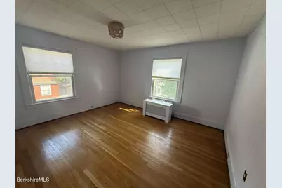 75 Pomeroy Ave, Pittsfield, MA 01201 - Photo 12