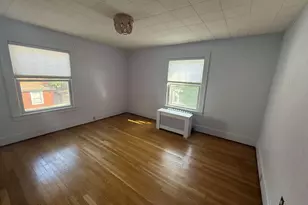 75 Pomeroy Ave, Pittsfield, MA 01201 - Photo 12