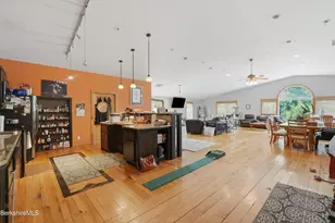 560 S Main St, Sheffield, MA 01257 - Photo 10