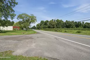 560 S Main St, Sheffield, MA 01257 - Photo 6